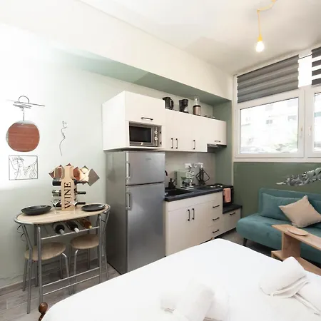 Kk75corner Rizzo Salonicco